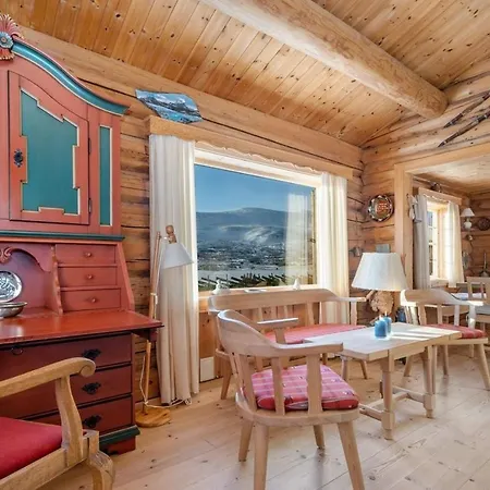 Charmerende Bondehus Med Fantastisk Udsigt Pa Syndin Hébergement de vacances